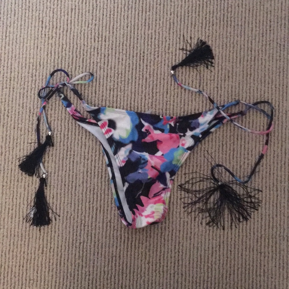 Victoria’s Secret pink bikini bottoms